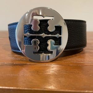 100% Authentic Tory Burch Logo Belt; SIZE (S)